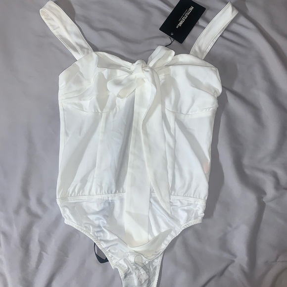 PrettyLittleThing Tops - PRETTYLITTLETHING | Tie Front Sleeveless Bodysuit